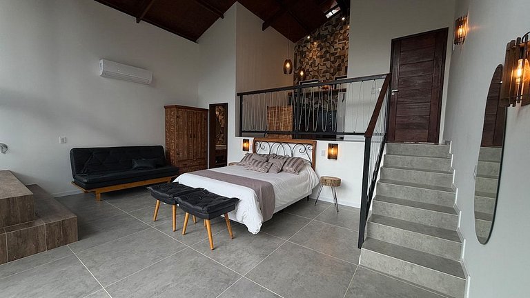 Lobo Freki - Novíssimo Refúgio romântico com vista para a Se