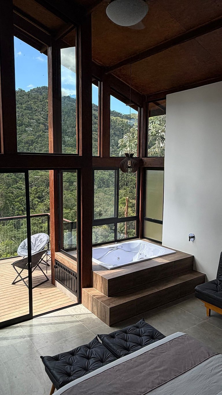 Lobo Freki - Novíssimo Refúgio romântico com vista para a Se