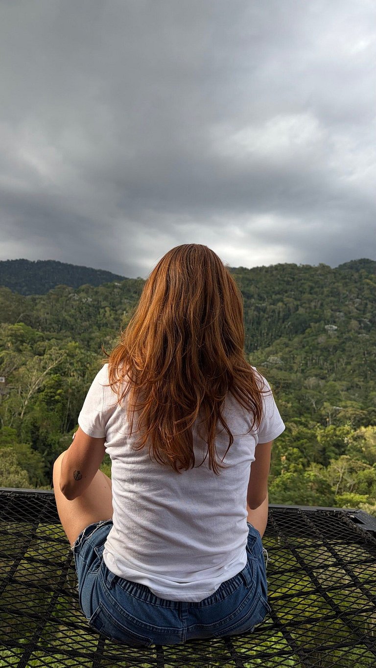 Lobo Freki - Novíssimo Refúgio romântico com vista para a Se